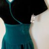 GK ICE FIGURE SKATE LADIES SMALL BLACK GREEN VELVET FAUX WRAP SSLV DRESS Sz AS - Image 5