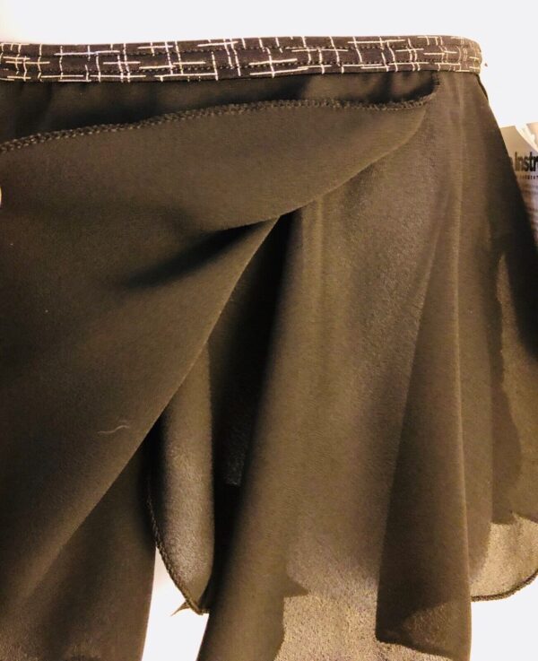 GK FAUX WRAP SKIRT CHILD SMALL BLACK GEORGETTE FOIL WAIST DANCE BALLET CS NWT! - Image 4