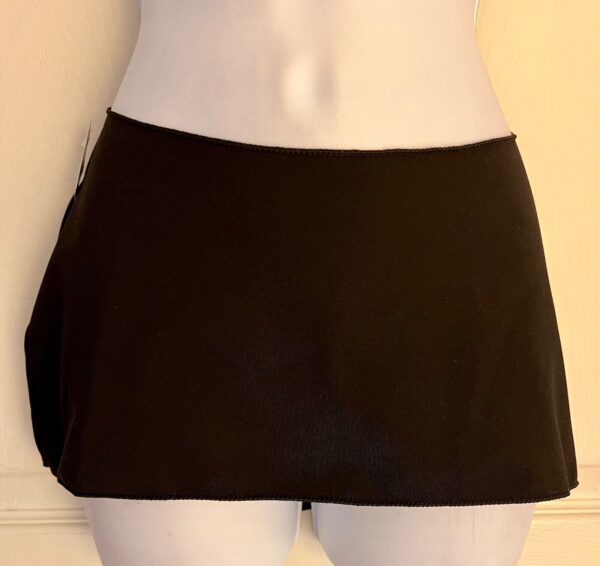 GK DANCE BALLET LADIES LARGE BLACK MICROFIBER HIP  CURVED MINI LAYER SKIRT Sz L