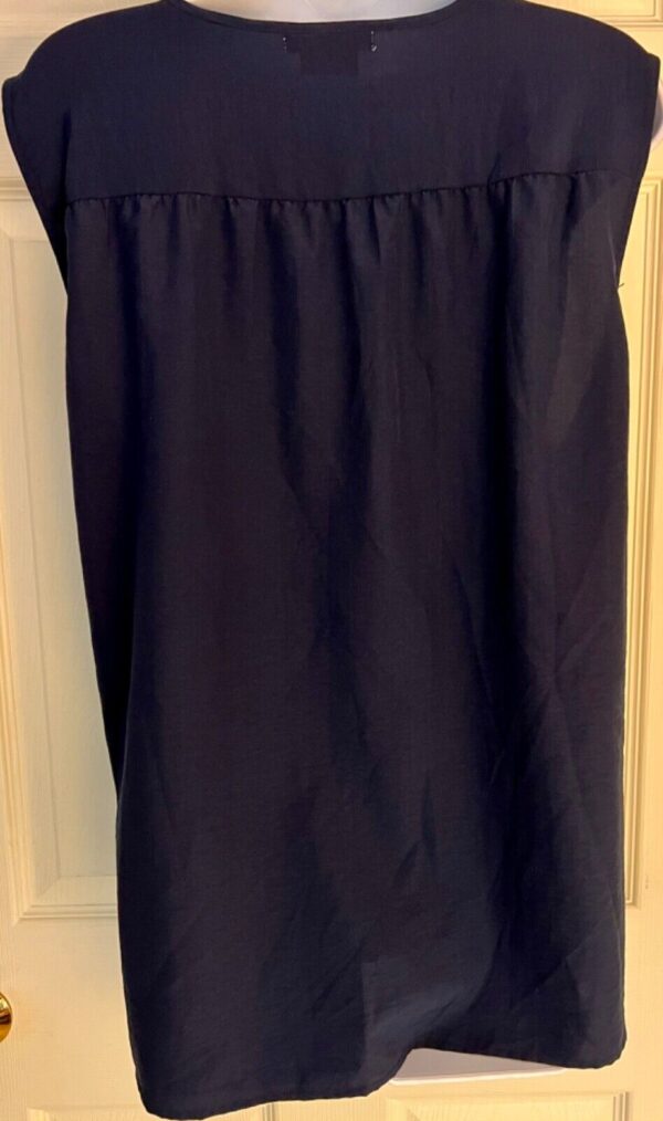 VAN HEUSEN STUDIO LADIES XXL/TTG NAVY SLVLS LIGHTWEIGHT PULLOVER TOP Sz XXL EUC - Image 5