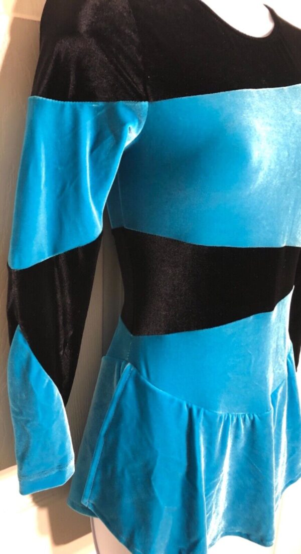 GK ICE FIGURE LgSLV ADULT SMALL BLUE BLACK VELVET SKATE DRESS AS NWT WAS $79.95 - Image 3