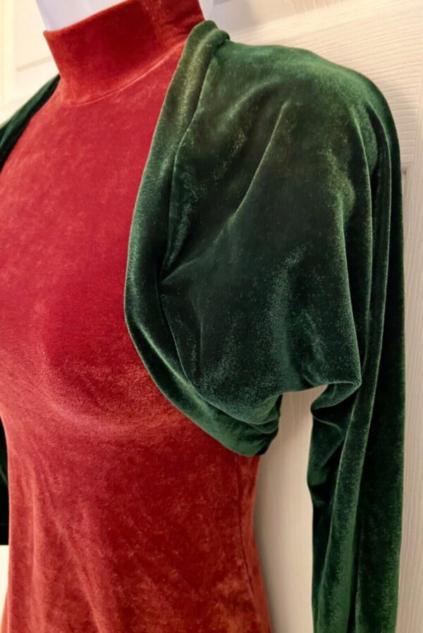 GK ICE SKATE DANCE LADIES MEDIUM EVERGREEN VELVET LONGSLEEVE SHRUG JACKET SZ M - Image 4