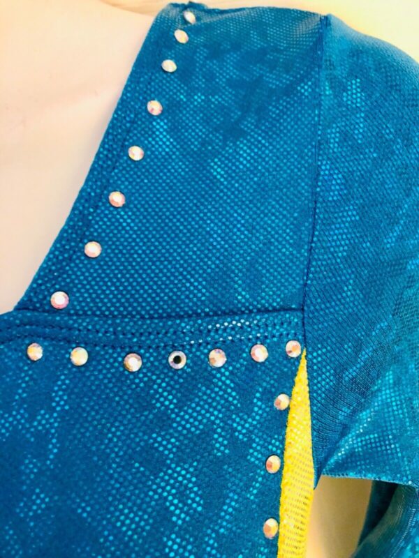 GK LgSLV LADIES SMALL TURQUOISE FOIL YELLOW STAR JA GYMNAST DANCE LEOTARD Sz AS - Image 2