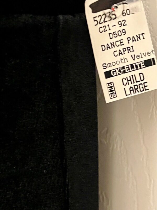 GK ELITE DANCE CHILD LARGE BLACK SMOOTH VELVET CUFFED CAPRI PANTS JAZZ Sz CL NWT - Image 6