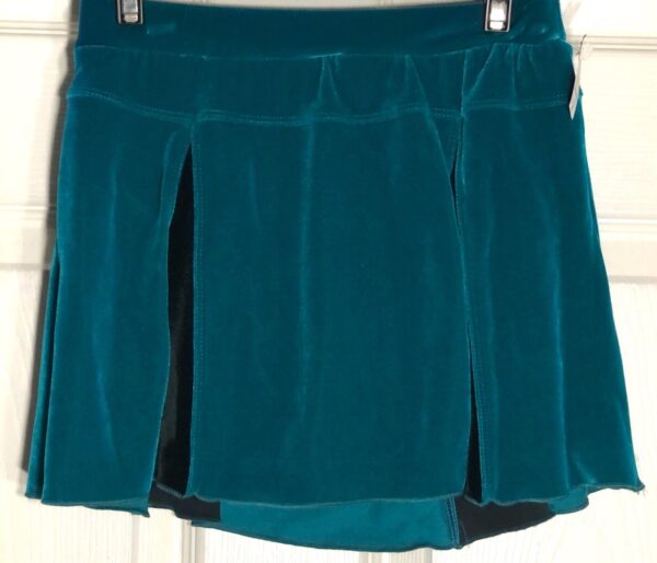 GK ICE SKATE SKIRT ADULT SMALL GREEN VELVET BLACK PLEATS PULL ON SKIRT Sz AS NWT - Image 6