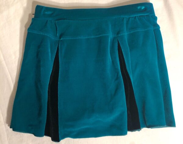 GK ICE SKATE SKIRT ADULT SMALL GREEN VELVET BLACK PLEATS PULL ON SKIRT Sz AS NWT - Image 11