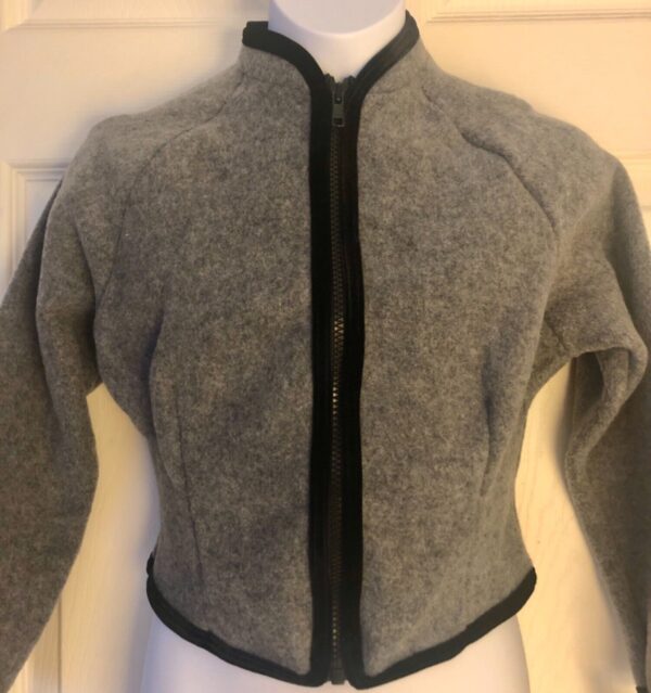 GK FITTED ICE SKATE JACKET CHILD UNISEX SMALL GRAY FLEECE VELVET TRIM ZIP SZ S - Image 3