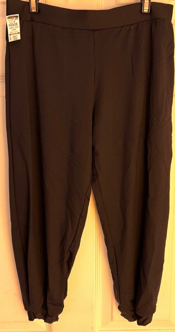 GK ELITE DANCE JAZZ LADIES LARGE BLACK MICROFIBER CUFFED CAPRI PANTS Sz AL NWT - Image 2