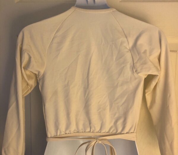 GK POLARTEC CHILD SMALL IVORY LgSLV WRAP SKATE DANCE BALLET JACKET SZ S NWT! - Image 4