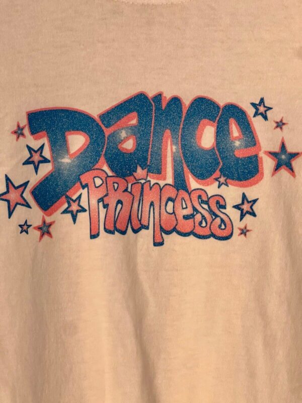 GK WORKOUT ESSENTIALS ADULT SMALL LgS "DANCE PRINCESS" GRAPHIC COTTON T-SHIRT S - Image 2