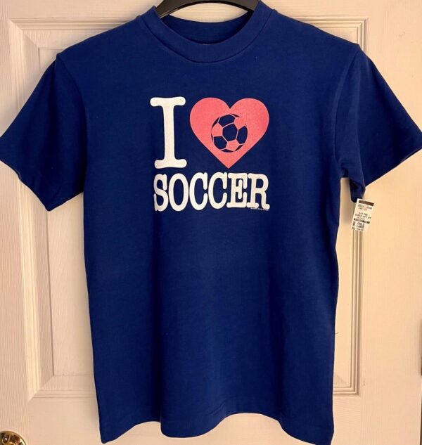 AUSSIE T CO. KIDS LARGE HEAVY COTTON â€˜I â¤ï¸ SOCCERâ€™ GRAPHICS T-SHIRT Sz CL NWT!