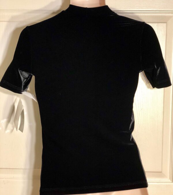 GK ELITE BOYS S/S CREW FIGURE SKATE SHIRT BLACK VELVET SIZE CL - Image 2