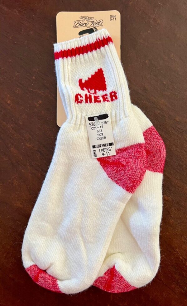 CHEER! UNISEX ADULT 9-11 WARM COMFY SOCKS WHITE W/RED 'CHEER' MEGAPHONE GRAPHICS