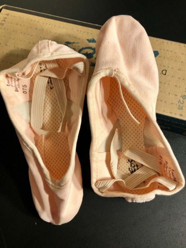 LEO'S ARABESQUE COTTON BALLET SHOES ADULT 4 PINK SIZE 4 MED WDTH NEW IN BOX! - Image 2