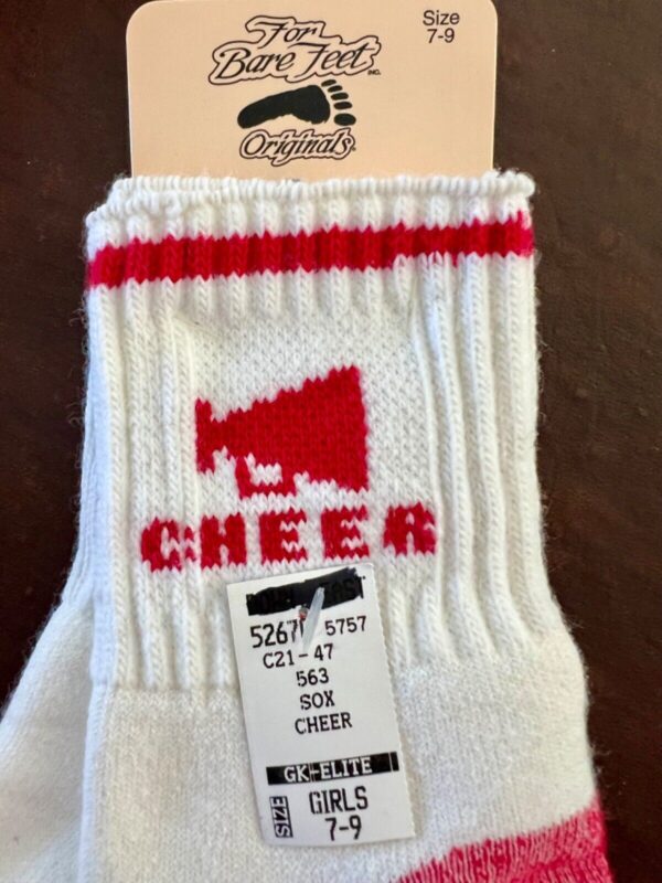 CHEER! UNISEX KIDS 7-9 WARM COMFY SOCKS WHITE W/ RED 'CHEER' MEGAPHONE GRAPHICS - Image 2