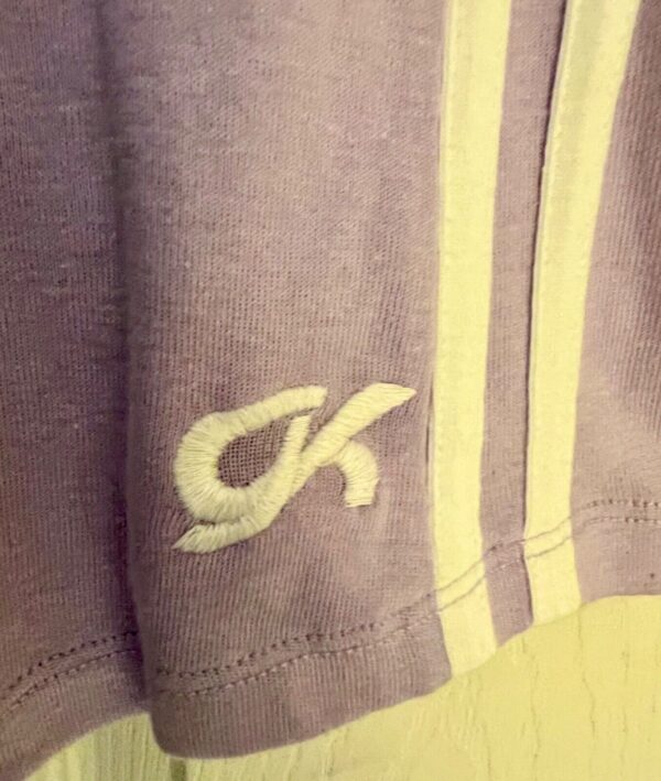 GK SPORTS TOP CHILD LARGE LAVENDER COTTON WHITE TRIM CREW NECK CAP SLVS SZ S NWT - Image 3