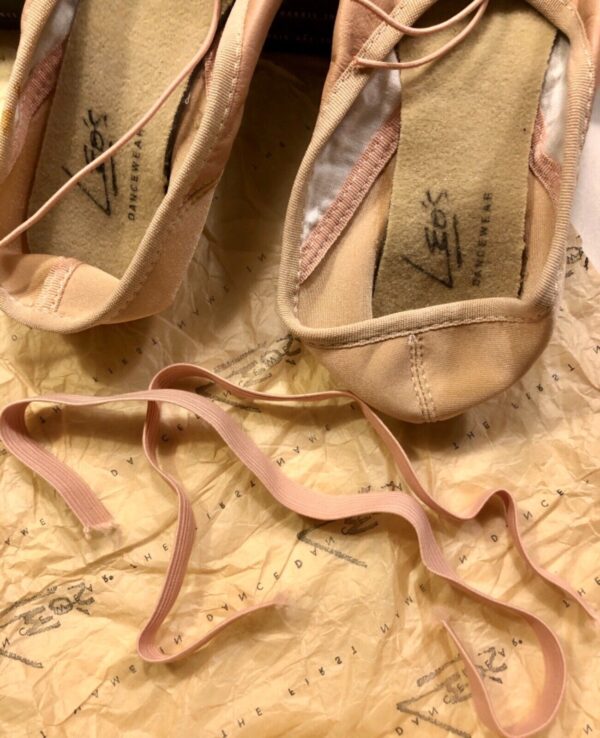 LEOâ€™S DANCEWEAR BALLET ADULT SIZE 7 STRCH PINK LEATHER #035 SHOES Sz 7 NIB! - Image 2