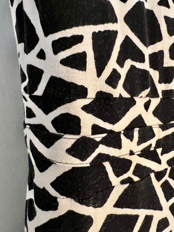 DKNY MAXI LADIES SMALL SLVLS BLACK WHITE VISCOSE STRETCH GIRAFFE PRINT DRESS S - Image 4