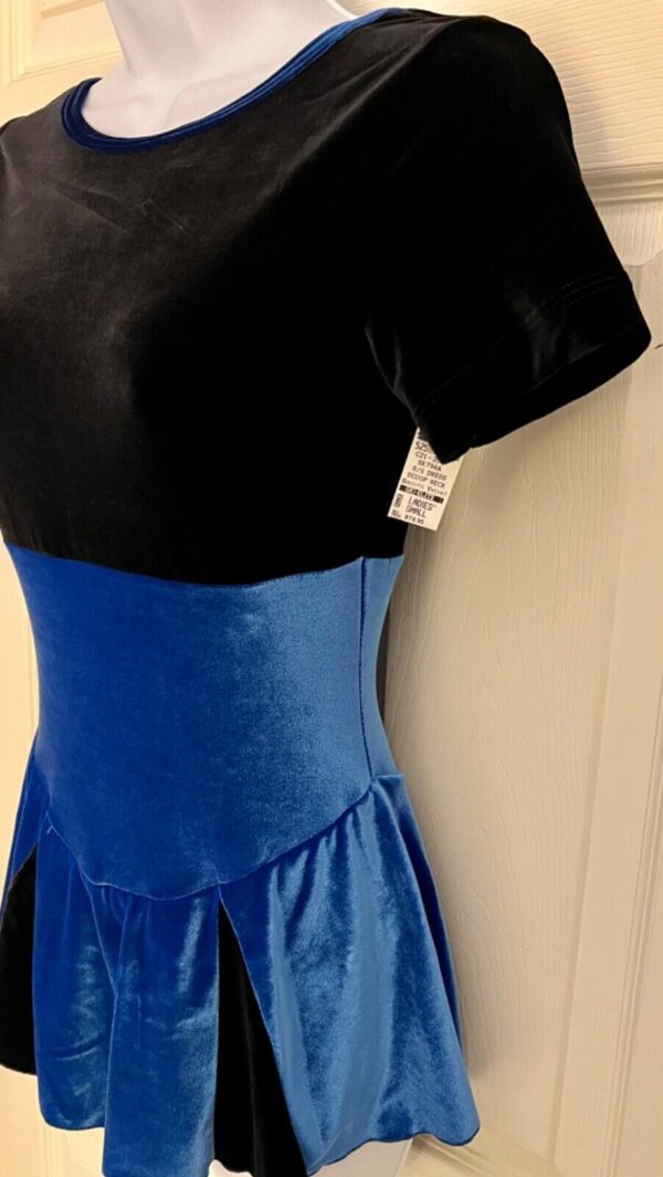 GK FIGURE SKATE ADULT SMALL SSLV BLACK & BLUE VELVET DRESS Sz AS NWT! - Image 3