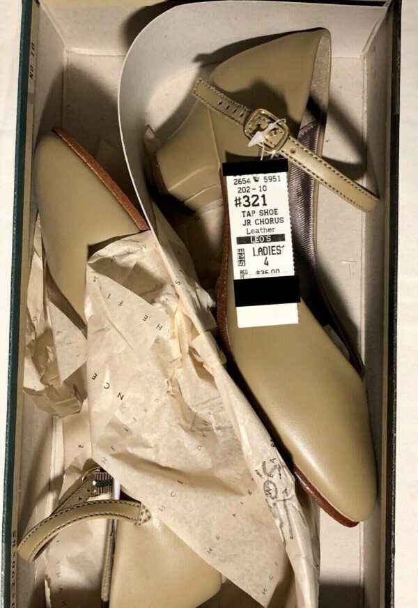 NIB Was $36.00 LEOâ€™S JUNIOR CHORUS LINE 321 TAP SHOES TAN LADIES SIZE 4 M - Image 4