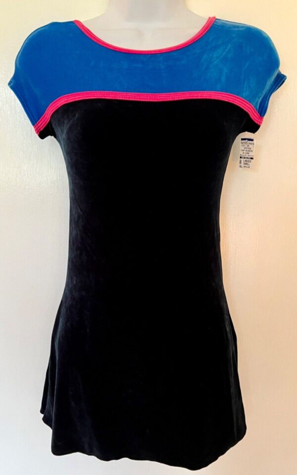 GK FIGURE SKATE LADIES SMALL BLACK & OCEAN VELVET A-LINE CAP SLV DRESS Sz AS