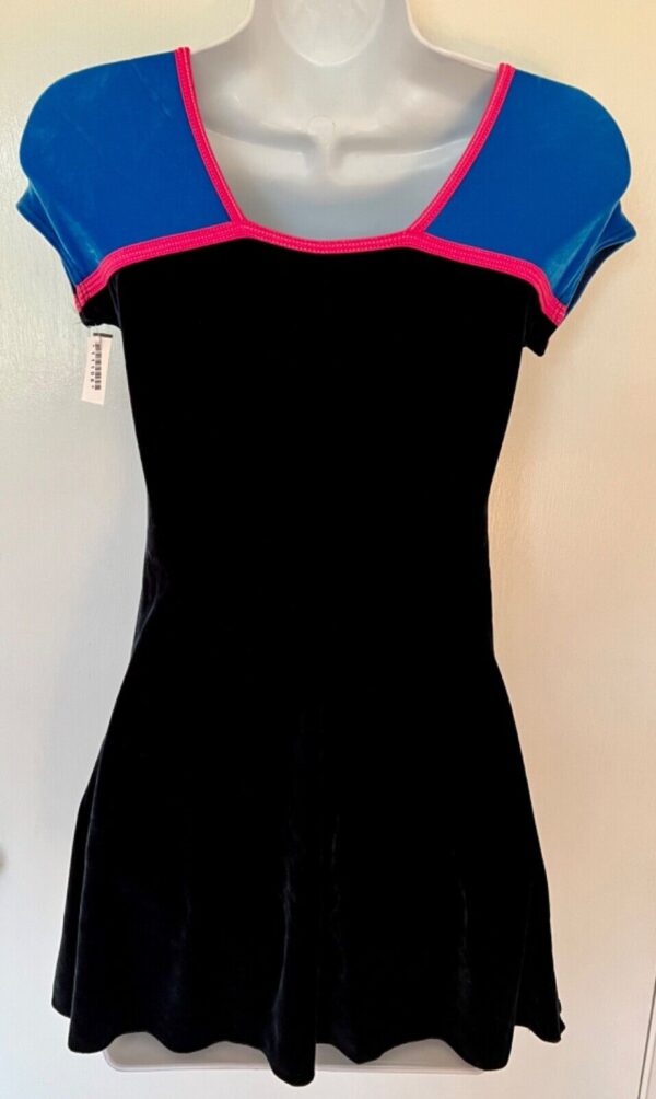 GK FIGURE SKATE LADIES SMALL BLACK & OCEAN VELVET A-LINE CAP SLV DRESS Sz AS - Image 7