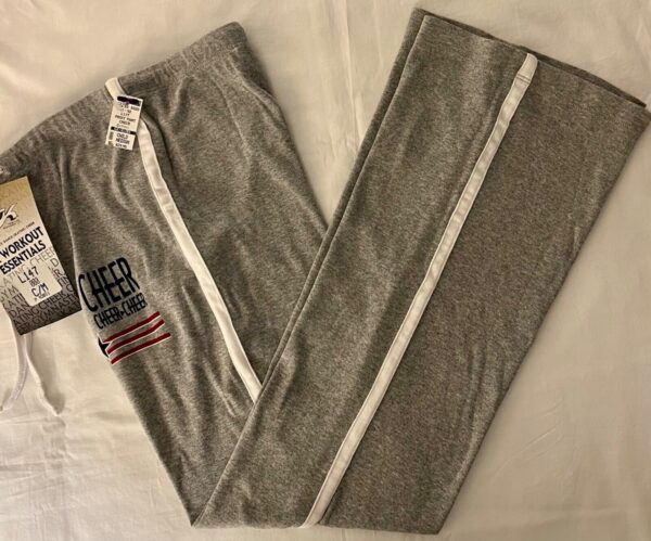 GK â€œCHEERâ€ GRAPHIC GIRLS MEDIUM GRAY COTTON ATHLETIC LOUNGE STRIPES PANTS Sz CM