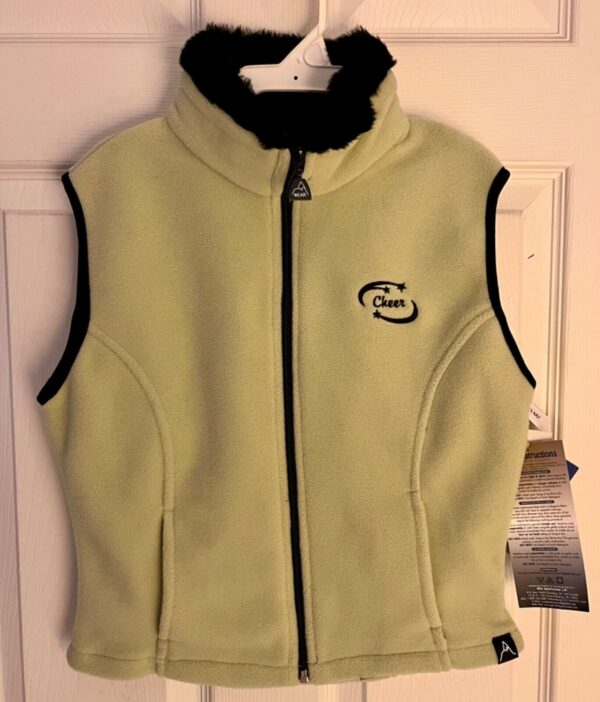 GK "CHEERâ€ FLEECE VEST GIRLS LARGE AVALANCHE WEAR PERFORMANCE FAUX FUR GREEN L - Image 2