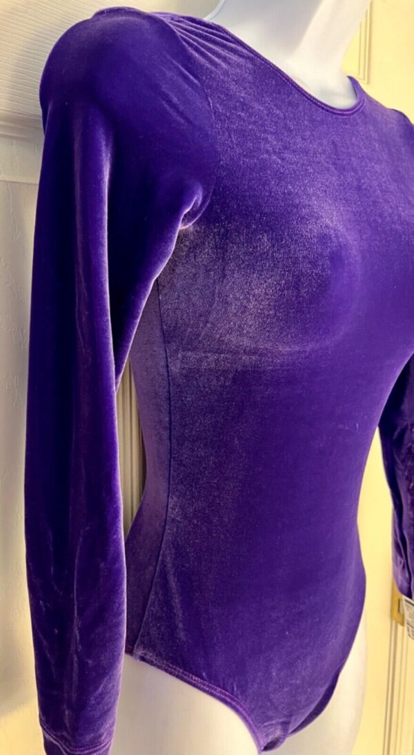 GK LgSLV LADIES SMALL CLASSIC SOLID PURPLE VELVET GYMNASTS DANCE LEOTARD Sz AS - Image 2