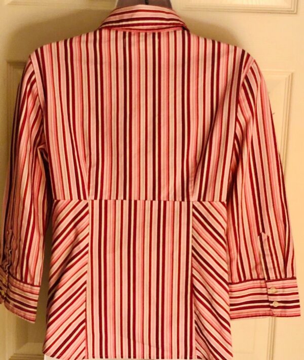 G.H. BASS & CO LADIES SMALL BURGUNDY 3/4 SLV BUTTON DOWN SHIRT Sz S PREOWNED - Image 4