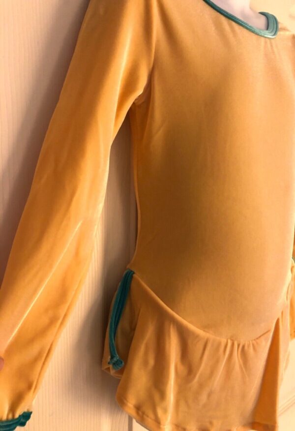 GK ICE SKATE LgSLV GIRLS SMALL YELLOW VELVET V-BACK JADE TRIM DRESS Sz CS NWT! - Image 3