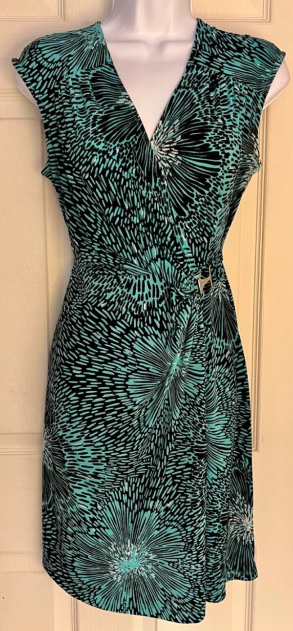 APT.9 LADIES PETITE MEDIUM FAUX WRAP SLVLS GREEN BLACK PRINT STRETCH DRESS Sz PM