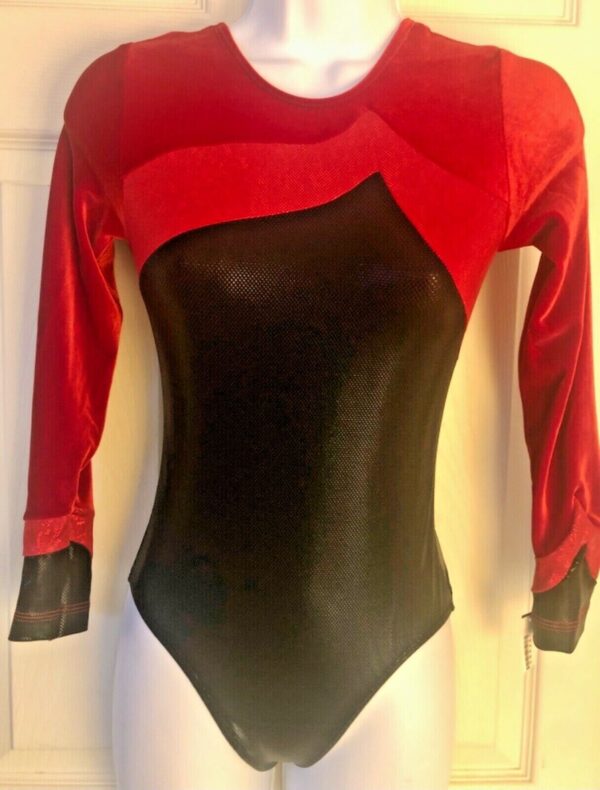 GK LgSLV LADIES SMALL BLACK RED FOIL VELVET GYMNASTICS DANCE LEOTARD Sz AS NWT!