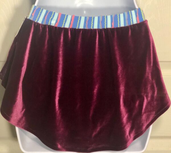 GK PLUM VELVET ICE FIGURE ADULT SMALL RUFFLE STRIPE PULL-ON SKATE SKIRT AS NWT! - Image 4