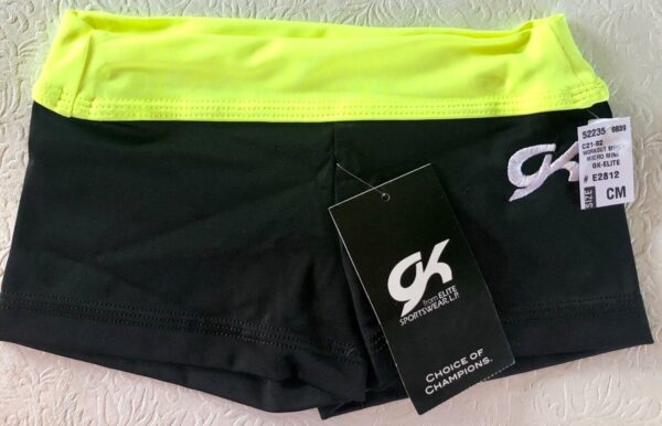 GK CHILD MEDIUM BLACK NYLON/SPANDEX YELLOW WAISTBAND GYMNASTS WORKOUT SHORTS CM