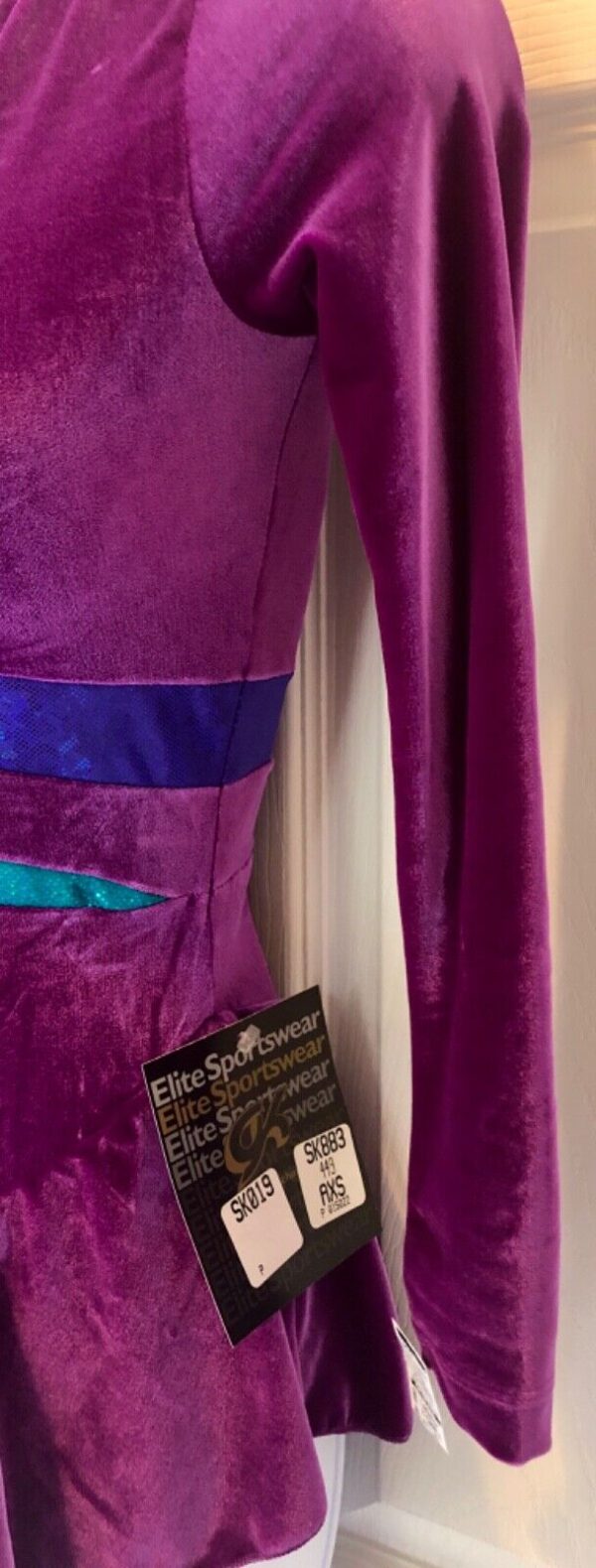 GK LgS GRAPE VELVET FIGURE SKATE ADULT X-SMALL HOLOGRAM MIDRIFF DRESS AXS NWT! - Image 6