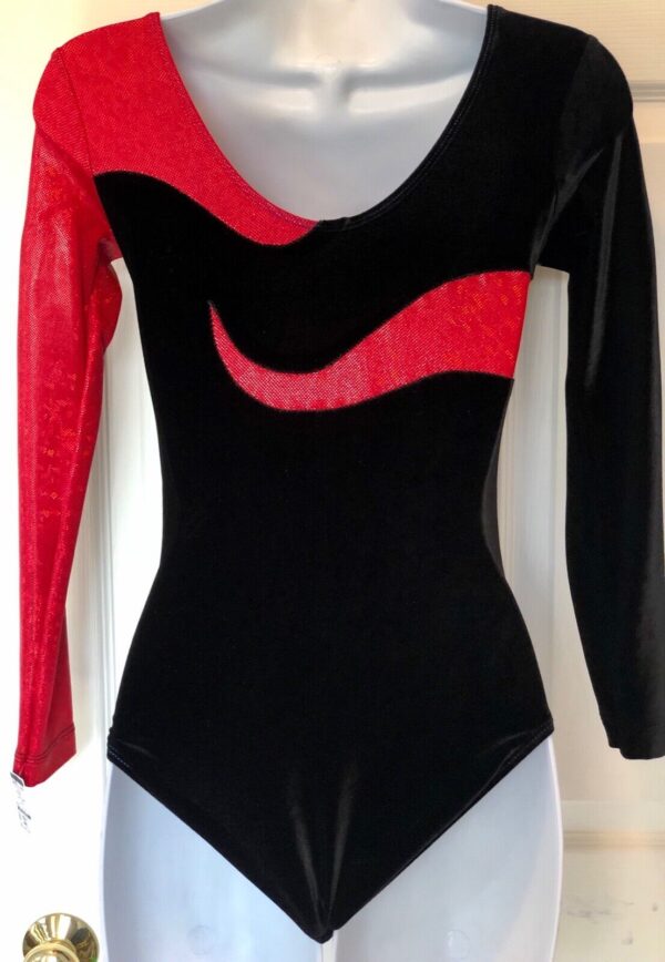 GK LgS BLACK VELVET LADIES SMALL RED SPARKLE GYMNASTICS DANCE LEOTARD AS NWT! - Image 3