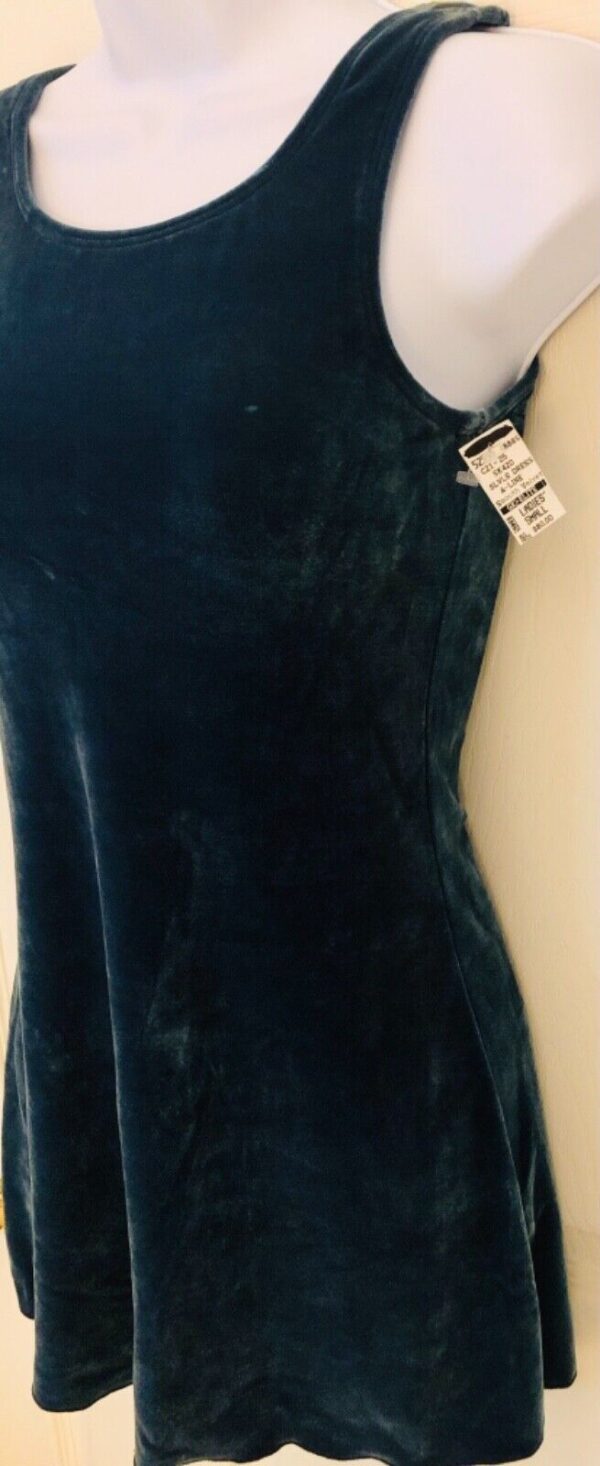 GK ICE FIGURE SKATE LADIES SMALL EVERGREEN VELVET A-LINE DRESS Sz AS NWT! - Image 4