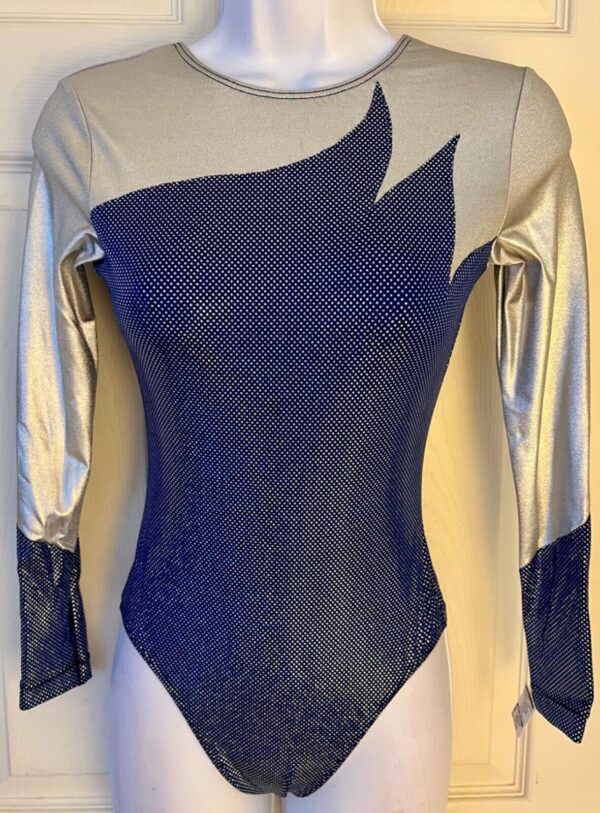 GK LgSLV LADIES SMALL SILVER METALLIC BLUE SPOTLIGHT GYMNAST DANCE LEOTARD Sz AS