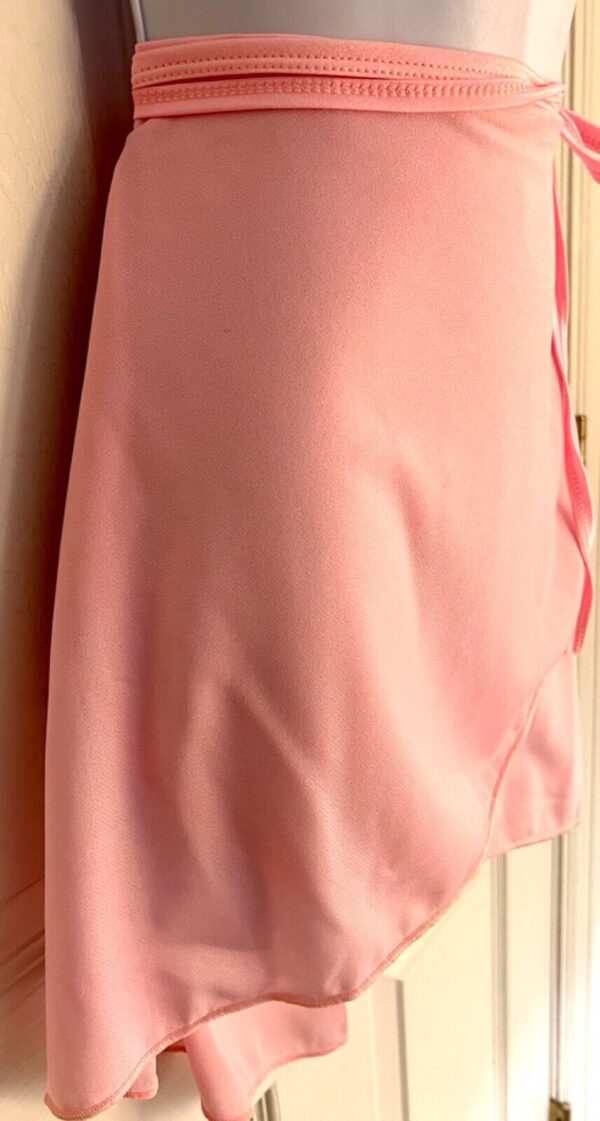 LEOâ€™S GK DANCE BALLET CLASSIC CREPE WRAP SKIRT TIE LADIES ONE SIZE PINK Sz OS - Image 2