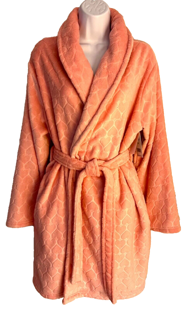 RENE ROFE WOMENS MEDIUM 36IN. LGSLV SOFT EMBOSSED HEARTS WINTER ROBE SZ M NWT!