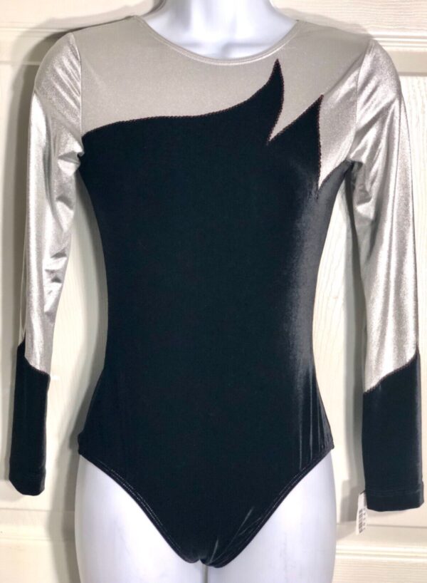 GK LgSLV LADIES SMALL SILVER METAL BLACK VELVET GYMNASTIC DANCE LEOTARD AS NWT!