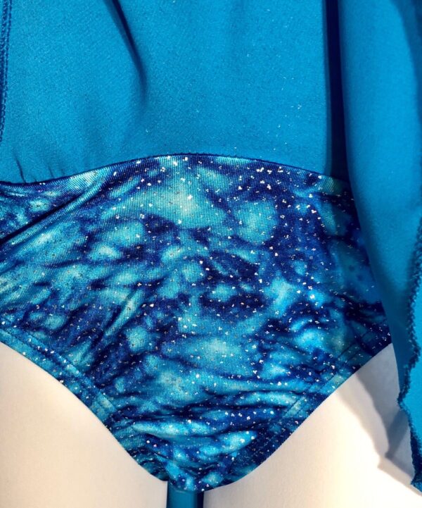 CHILDS POLY/SPANDEX BLUE HOLOGRAM PRINT LONG SLEEVE FIGURE SKATE - Image 3