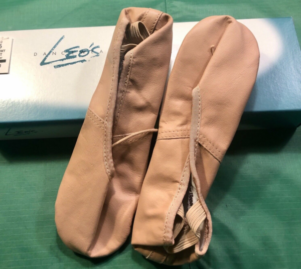 LEOâ€™S DANCEWEAR PROTEGE BALLET GIRLS SIZE 2.0 PINK LEATHER FULL SOLE Sz 2.0 NIB!