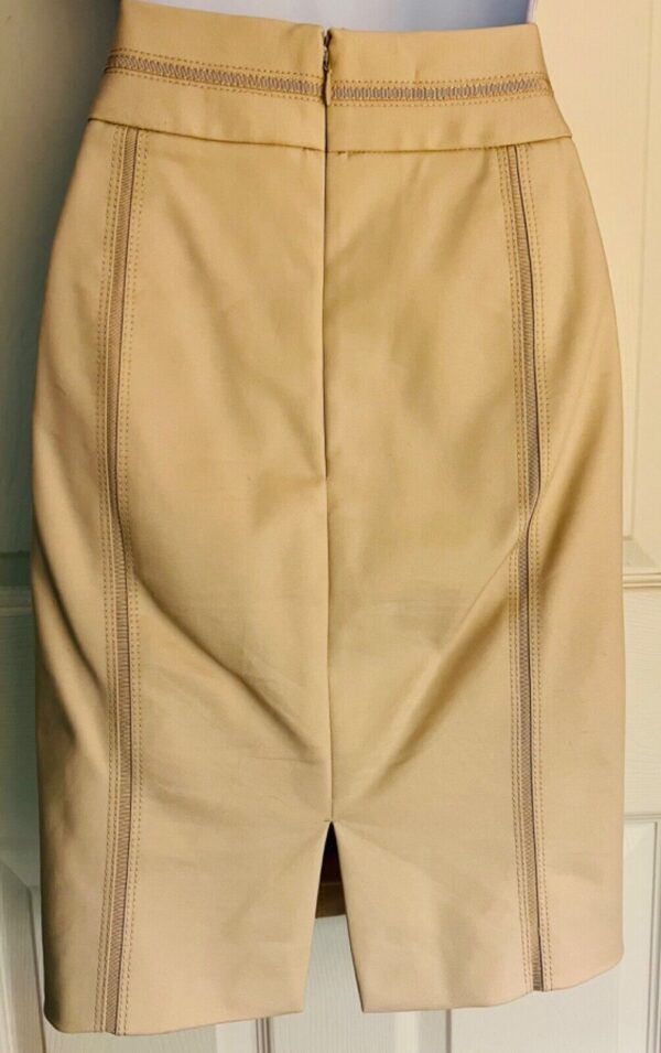 WHITE HOUSE BLACK MARKET PERFECT FORM LADIES SIZE 6 BEIGE PENCIL SKIRT Sz 6 EUC! - Image 4