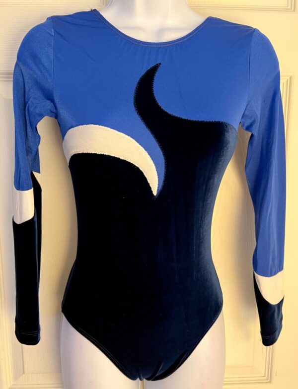 GK LgSLV LADIES SMALL BLUE NYLON/SPANDEX VELVET GYMNASTICS DANCE LEOTARD Sz AS