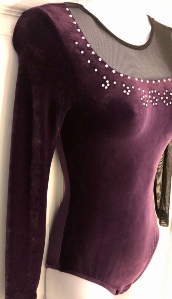 GK LgSLV LADIES SMALL EGGPLANT VELVET BLACK MESH JA GYMNAST DANCE LEOTARD Sz AS - Image 2