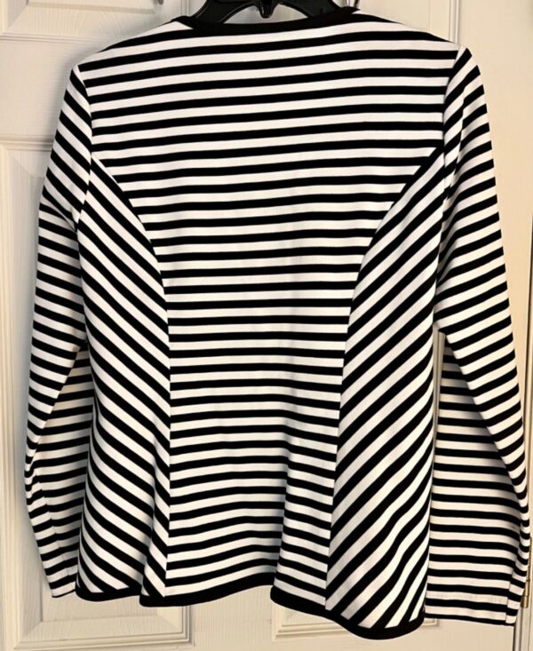 SUNNY LEIGH WOMENS SMALL BLACK WHITE STRIPED FITTED STRETCH BLAZER JACKET Sz S - Image 5