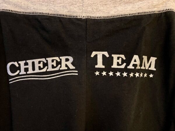 GK â€œCHEER TEAM USAâ€ GRAPHIC ADULT MEDIU BLACK COTTON ATHLETIC LOUNGE CAPRI Sz M - Image 5