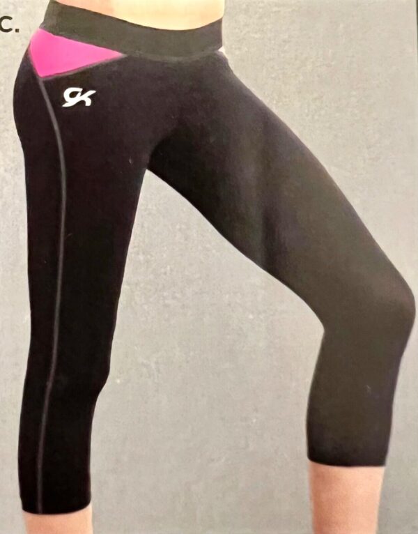 GK GYMTEK CAPRIS LADIES LARGE BLACK BERRY TRAINING GYMNASTICS DANCE Sz L NWT!